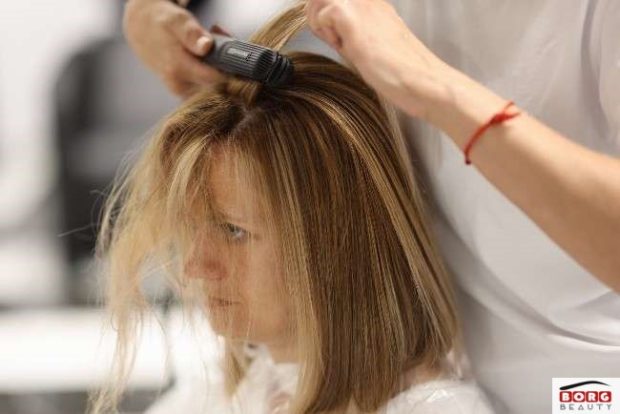 عوارض صاف کردن مو با اتو و سشوار چیست آیا صاف کردن دائمی مو از رشد آن جلوگیری میکند؟ راهکار لازم برای بی ضرر بودن چیست؟