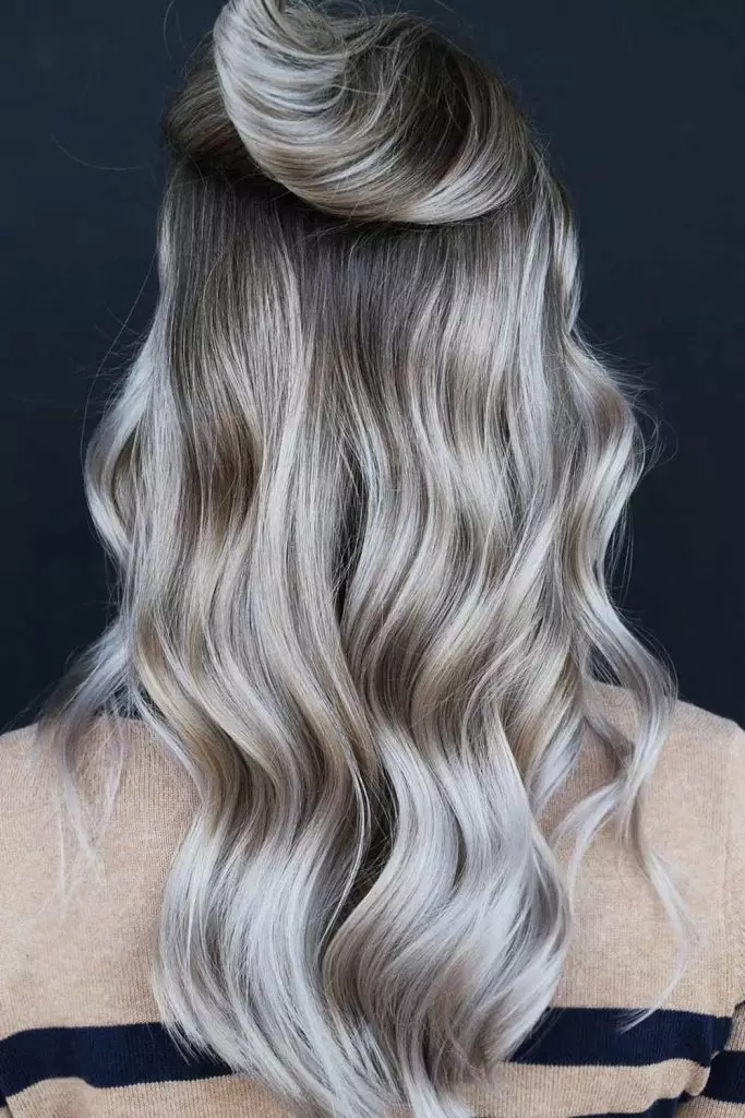 hottest blonde ombre hair color ideas icy blonde 683x1024 1 - صفحه قبلی